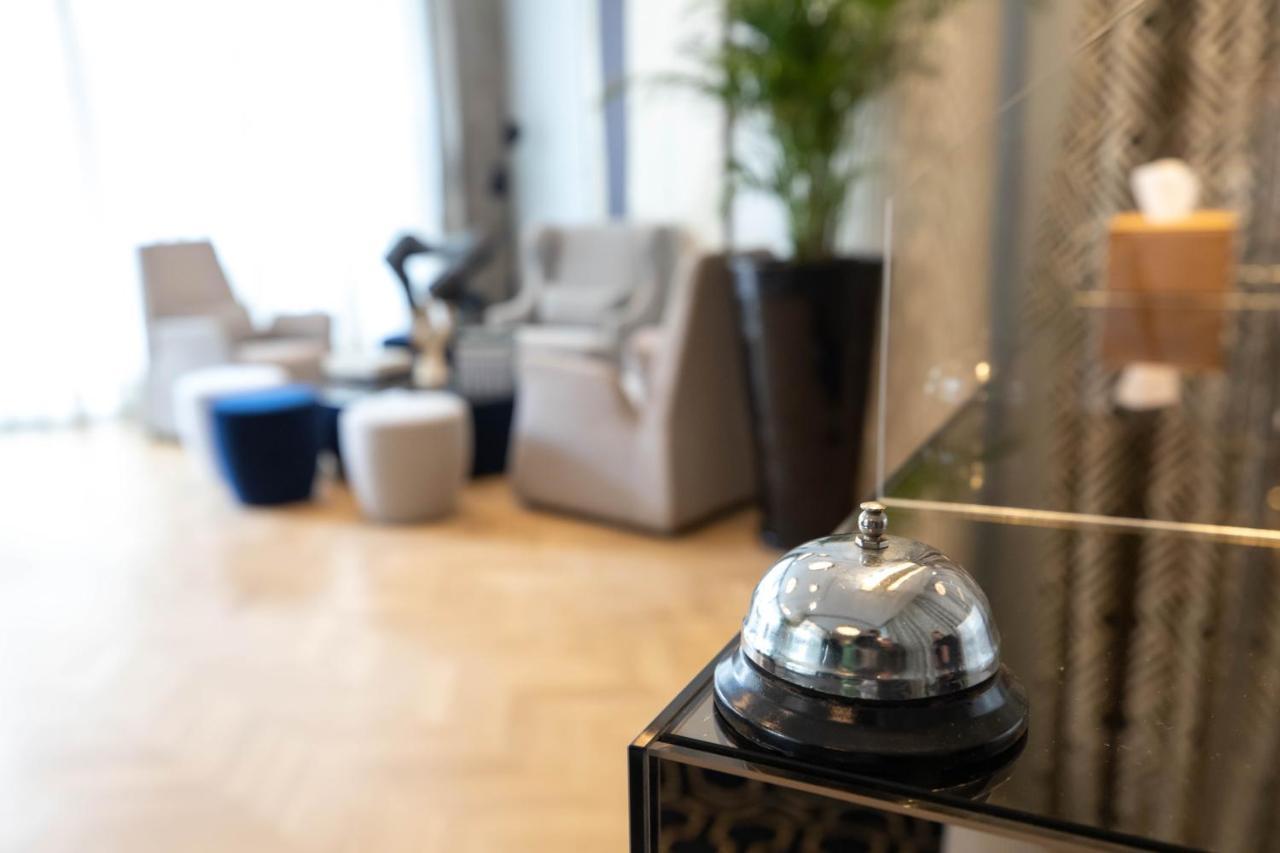 Gray Boutique Hotel Казабланка Екстериор снимка A hotel bell